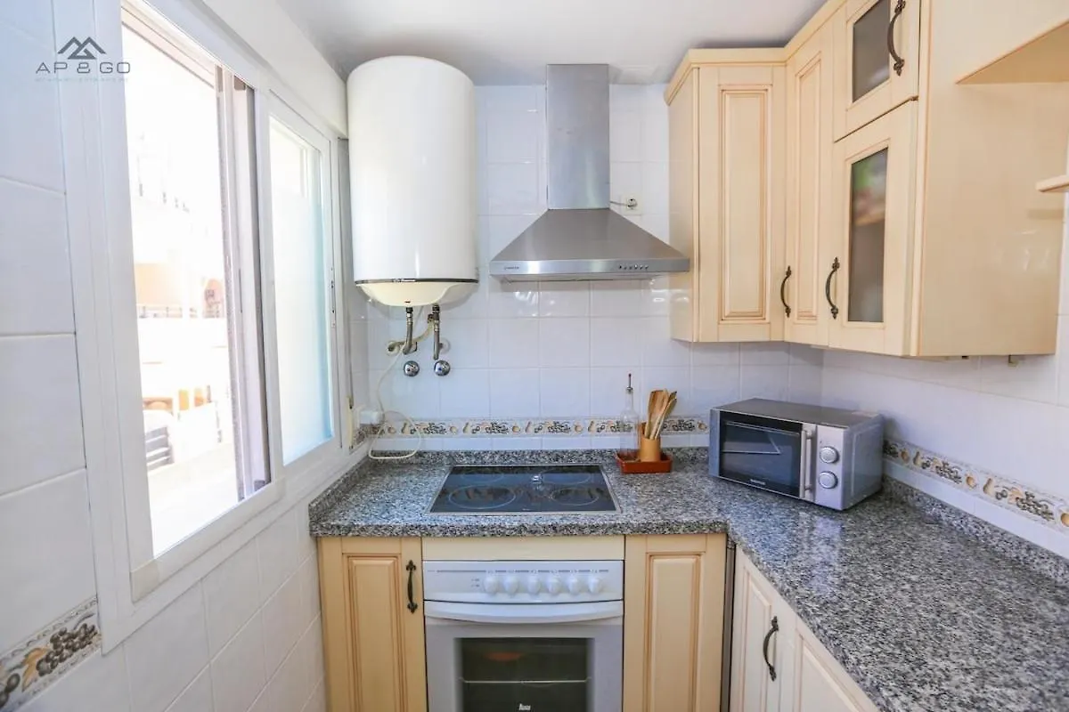 Penthouse Ocean Views And Garage Daire La Herradura  İspanya